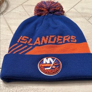 Islanders knit hat